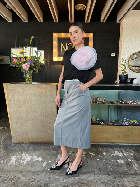 Falda gris lápiz