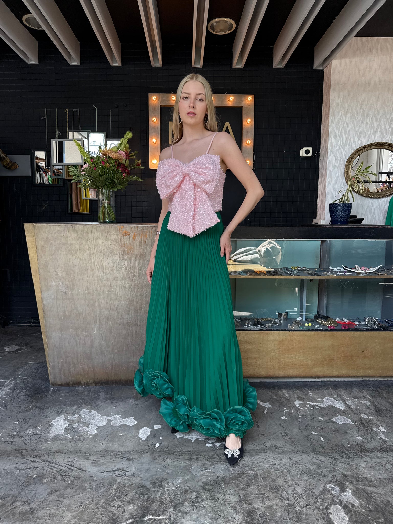 Falda verde flores