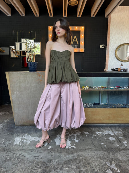 Blusa strapless globo