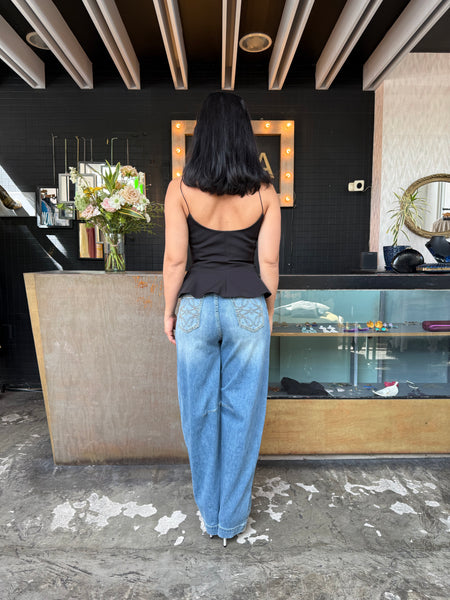 Blusa tirantes negra