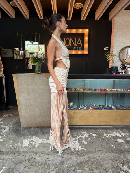 Vestido de flecos