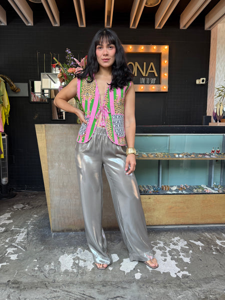 Pantalón metálico