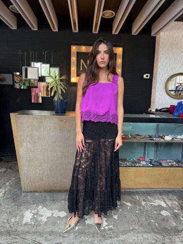 Blusa encaje uva