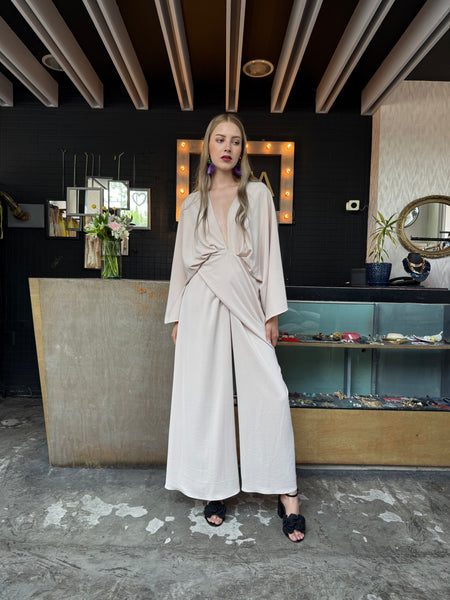 Jumpsuit cuello V
