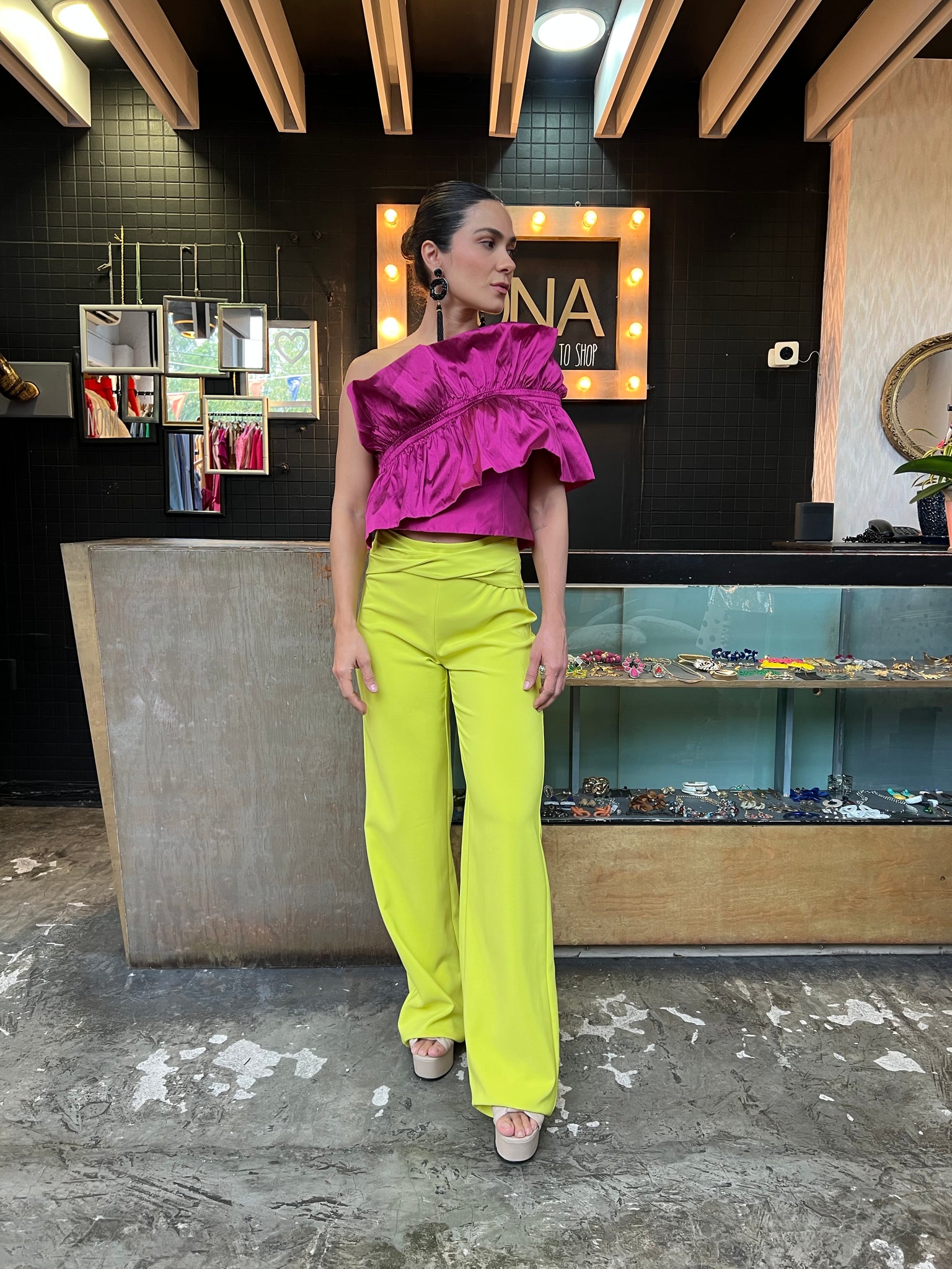 Pantalón color lima