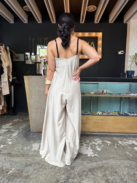 Jumpsuit beige