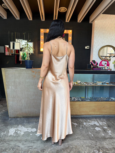 Vestido cobrizo