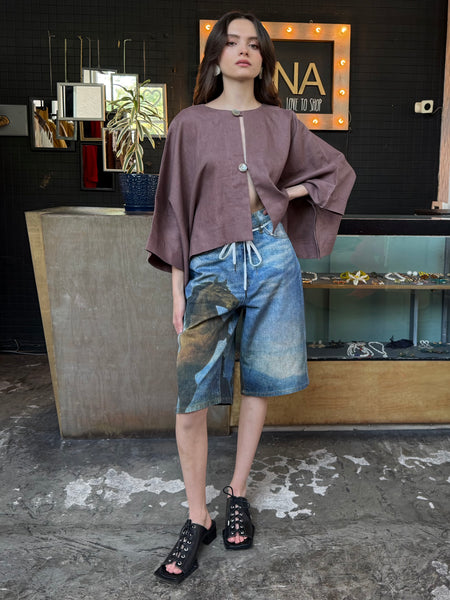Blusa tipo capa