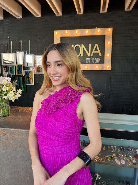Vestido magenta asimétrico